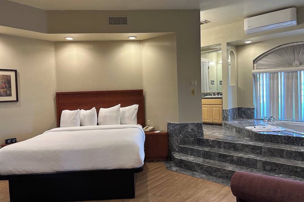 Ramada Inn and Suites, South El Monte 写真