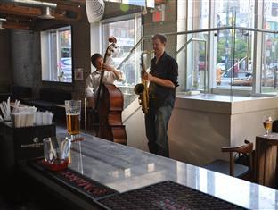 ホテル オーチョ 写真