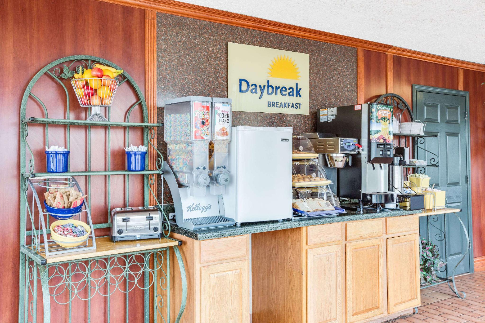 デイズ イン バイ ウィンダム ニューポート 写真