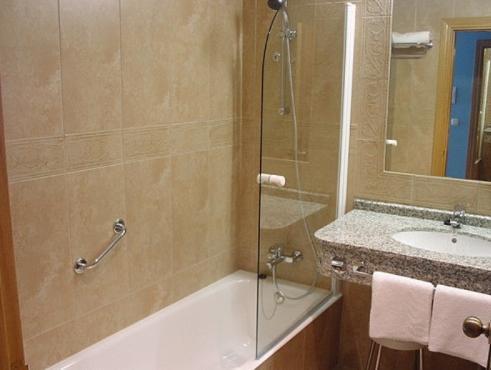 ホテル グダメンディ 写真