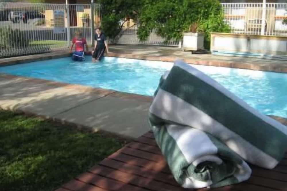 アルフレッド モーターイン 写真