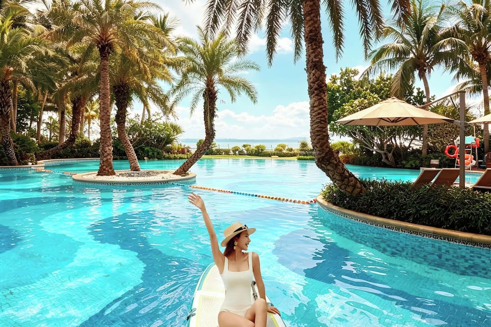 ホアルーシェ ホテルズ & リゾーツ 海口 シービュー by IHG (海口華彩華邑酒店) 写真