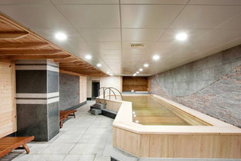 ザ チェイル ホテル オニャン 写真