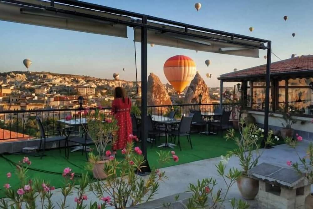 アーチ パレス 写真