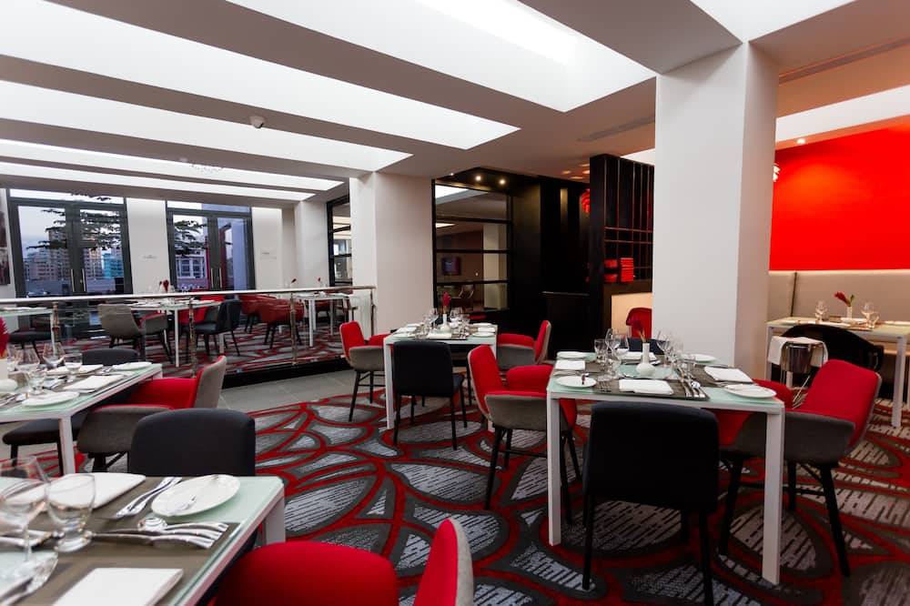 オノモ ホテル ダル エス サラーム 写真