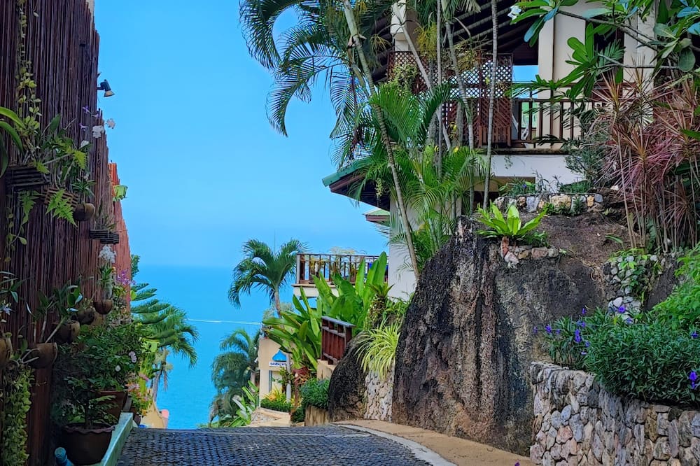 サンダルウッド ラグジュアリー ヴィラズ 写真