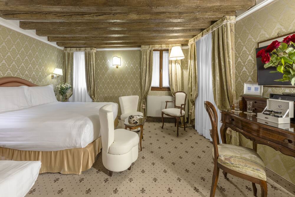 ホテル コロンビーナ 写真