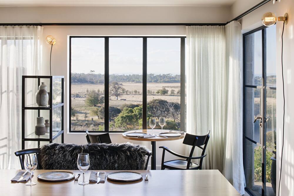 ピアモント リトリート スウォンジー 写真