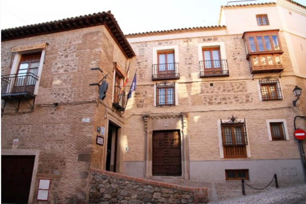 ホテル サンタ イサベル 写真