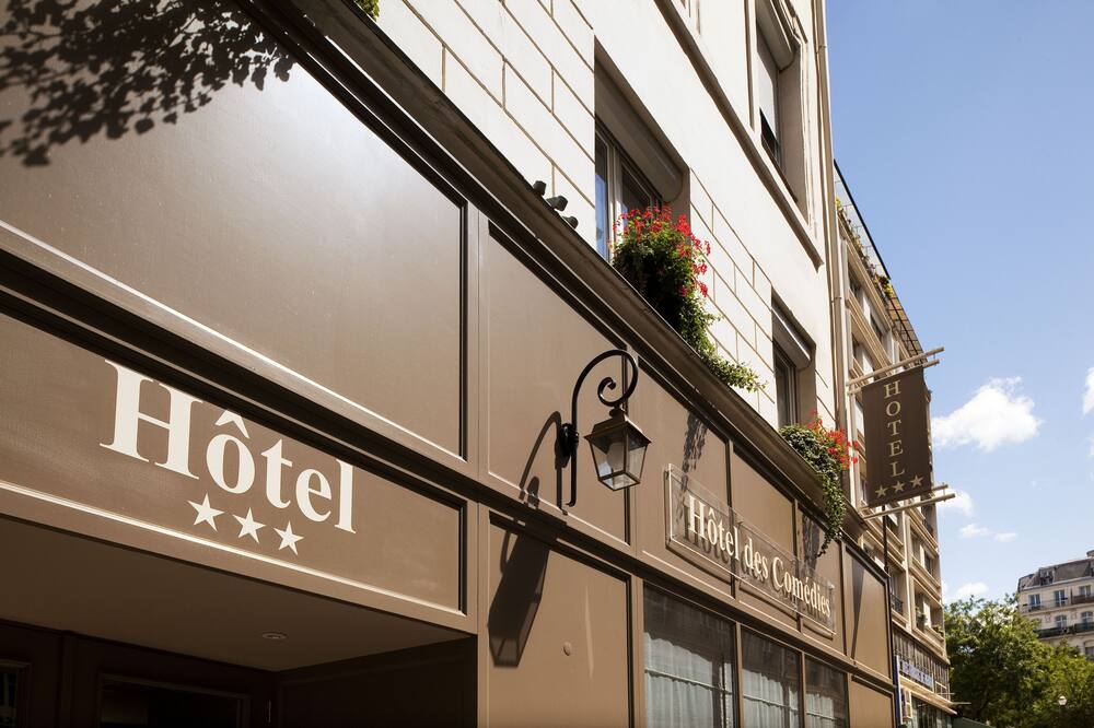 ホテル デ コメディ 写真