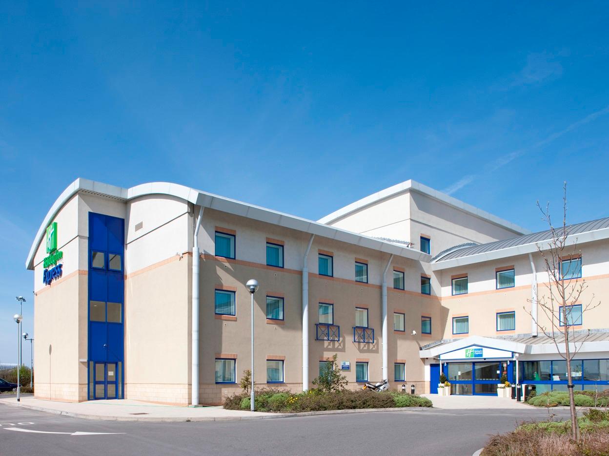 Holiday Inn Express Cardiff Airport By IHG 写真