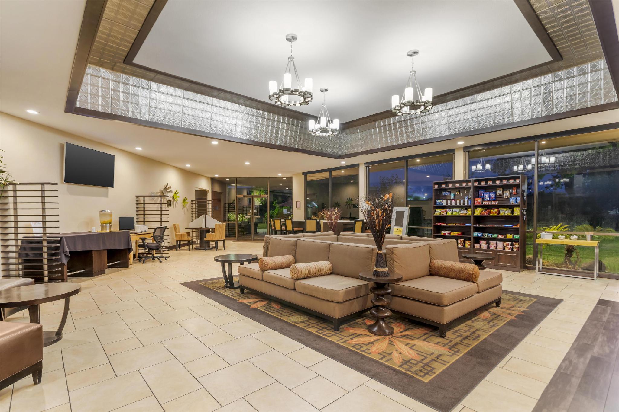 Best Western Plus Garden Court Inn 写真