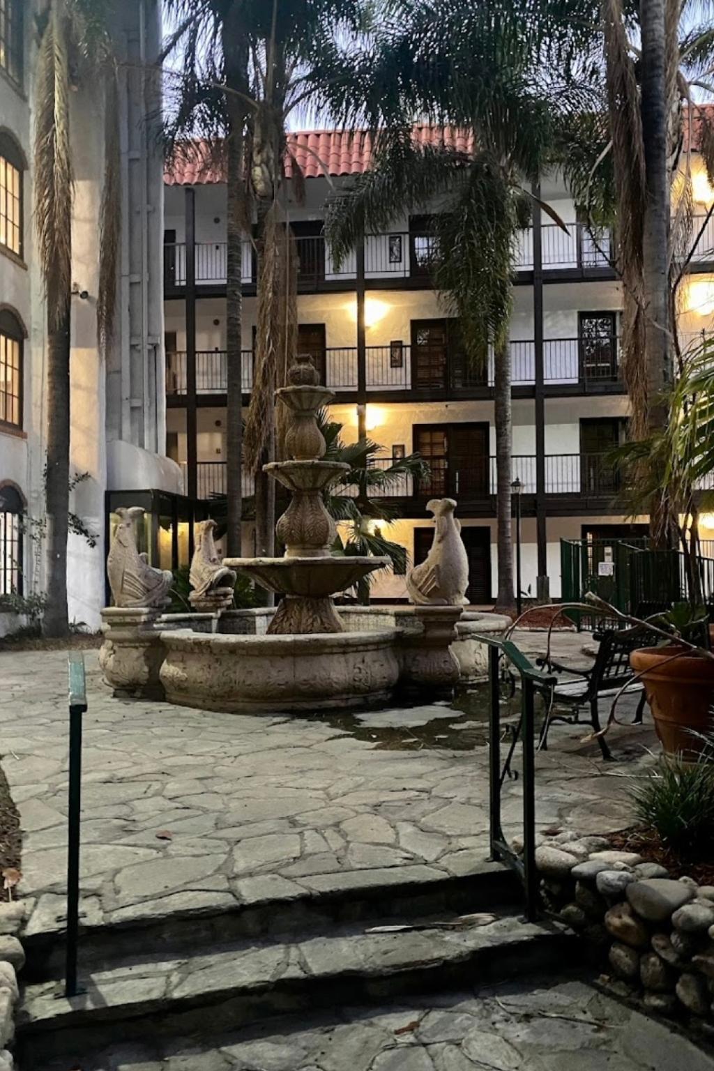 ブエナ パーク グランド ホテル ＆ スイーツ 写真