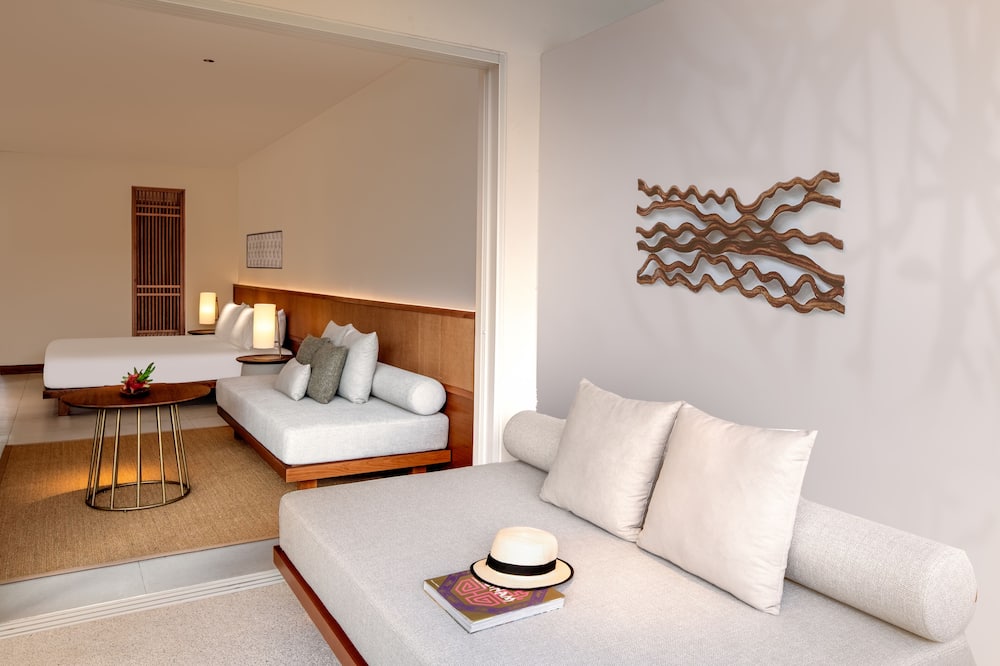 アゼライ ケ ガ ベイ 写真