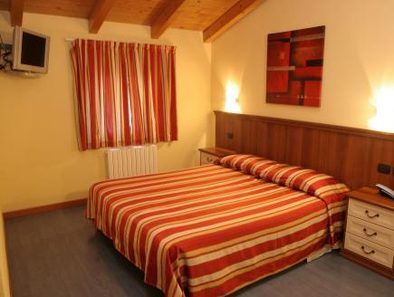 ホテル ベルニナ 写真