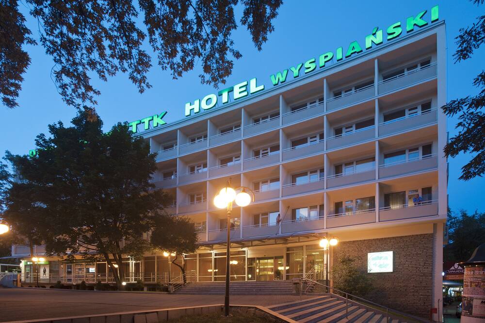 ホテル ヴィスピャンスキ 写真