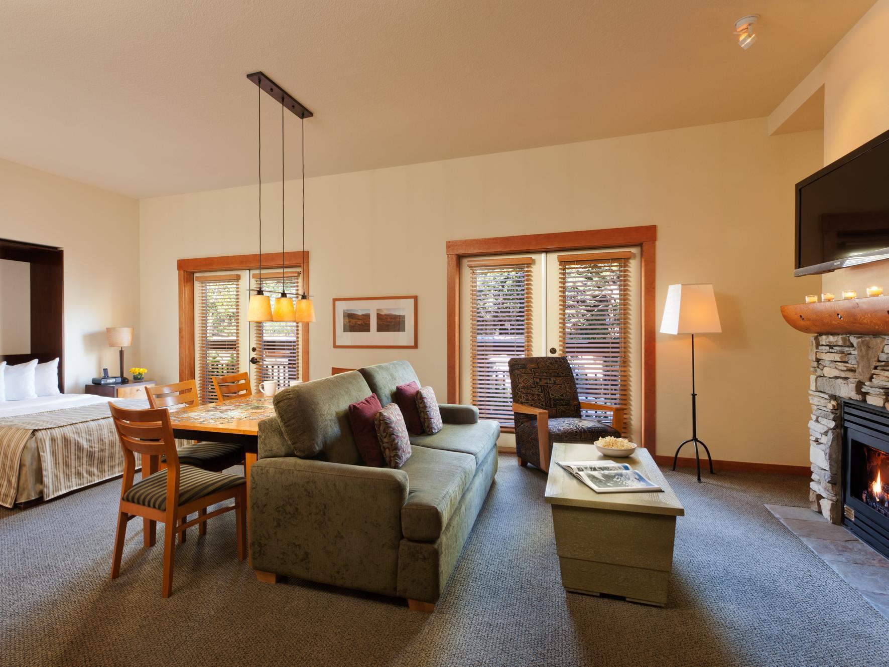 ザ ビレッジロッジ 写真