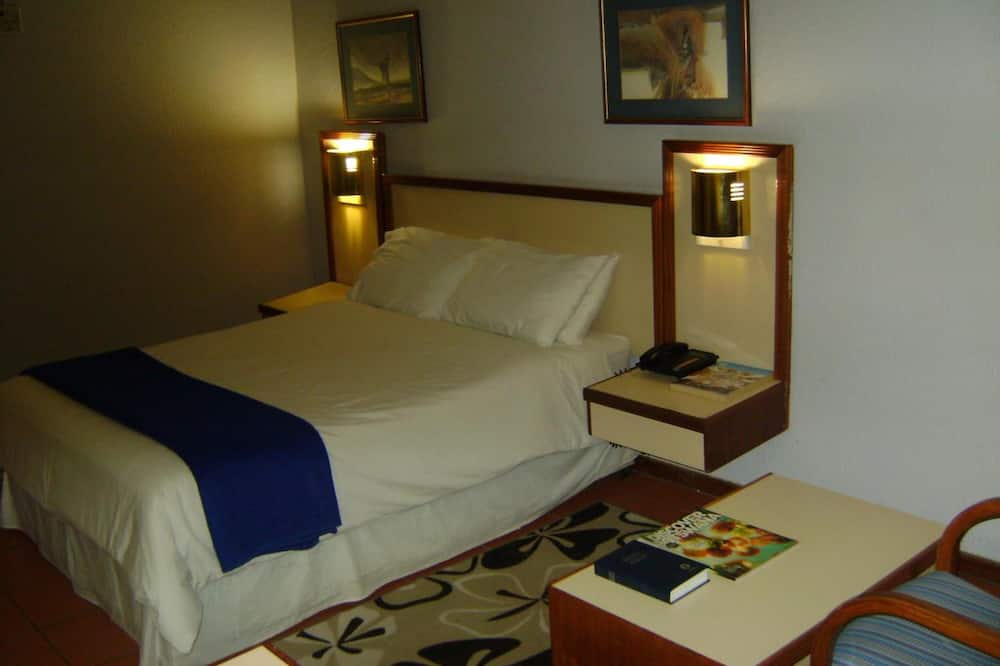 ザ ハボローネ ホテル 写真