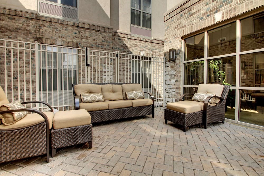 ハンプトン イン&スイーツ シカゴ/オーロラ 写真