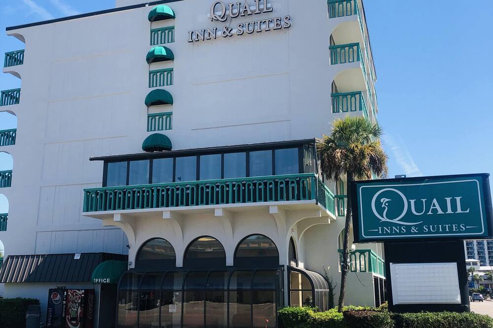 クウェイル イン & スイーツ 写真