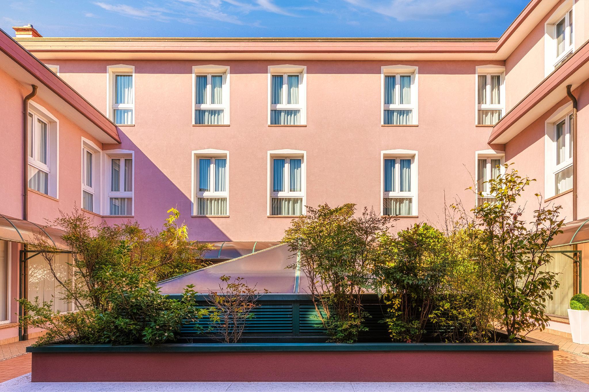 ホテル パラディオ 写真