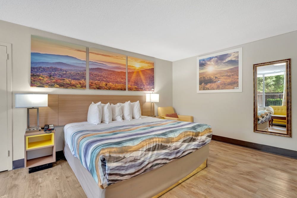 ブリストル パークウェイ イン 写真