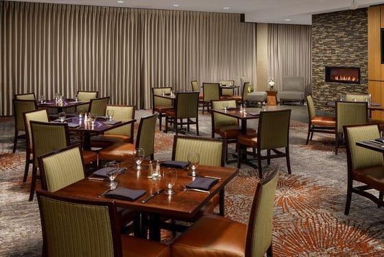 Holiday Inn Charlotte University By IHG 写真