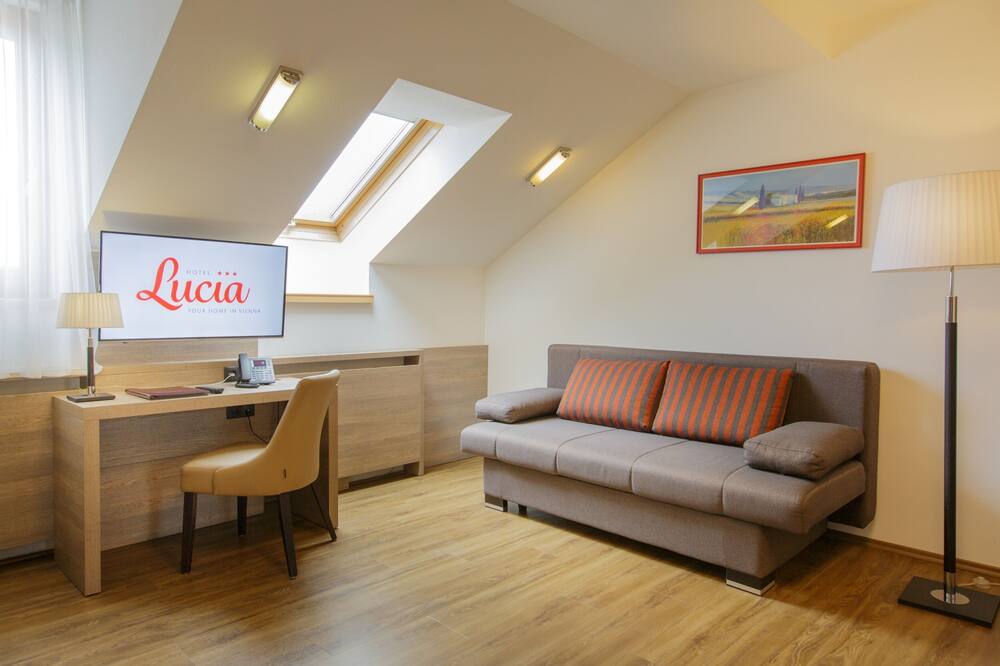 ホテル ルシア 写真