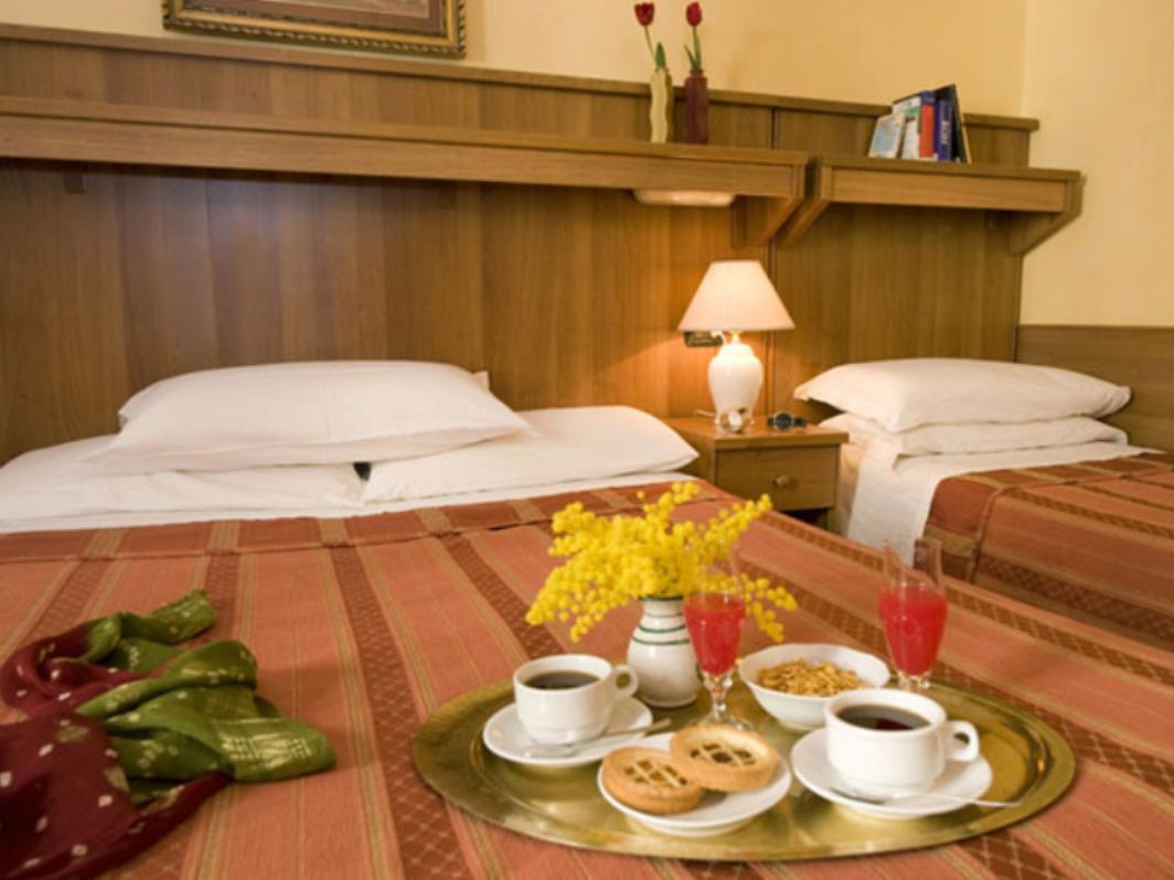 ホテル アルタヴィッラ 写真