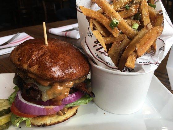 ホリデイ イン エクスプレス ソルト レイク シティ ダウンタウン バイ IHG 写真