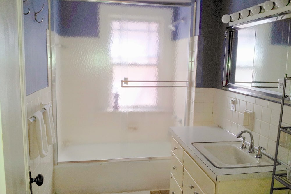 ザ ウェイフェアリング バックアイ ホステル 写真