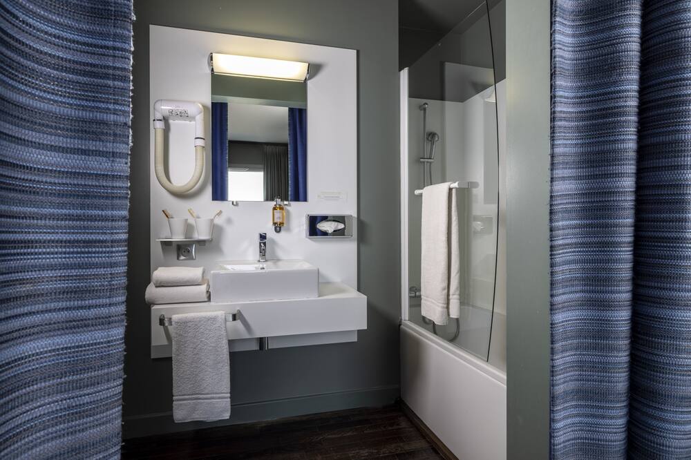 LHotel - face au château - boutique hôtel et séminaires 写真