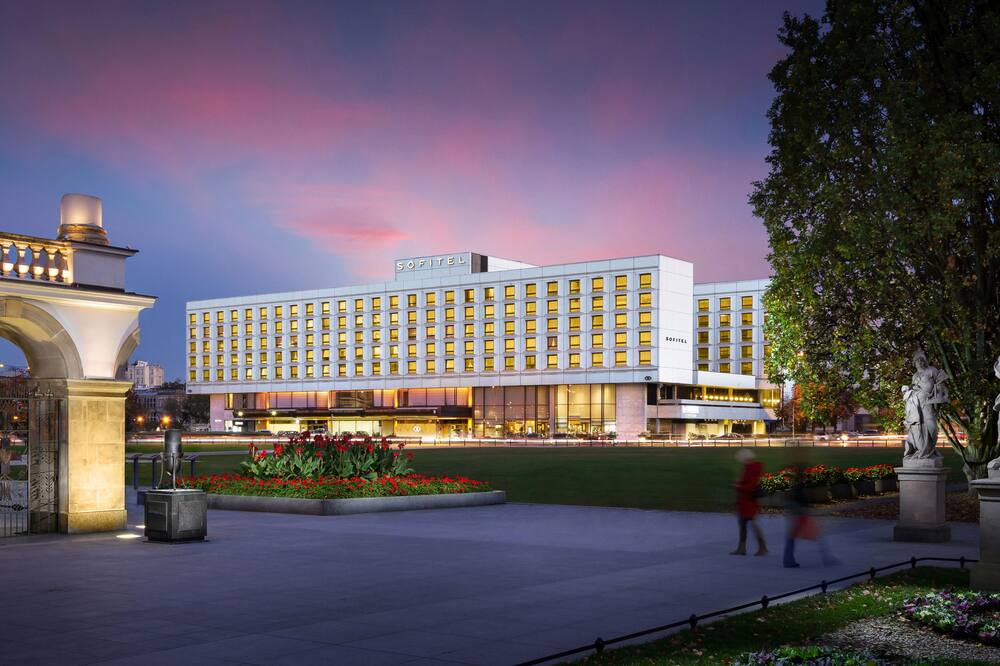 ソフィテル ビクトリア ワルシャワ ホテル 写真