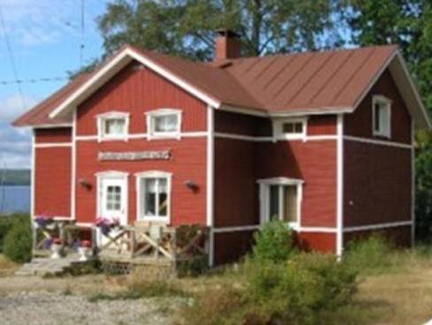 ナパピーリン ヤルヴィロマット 写真