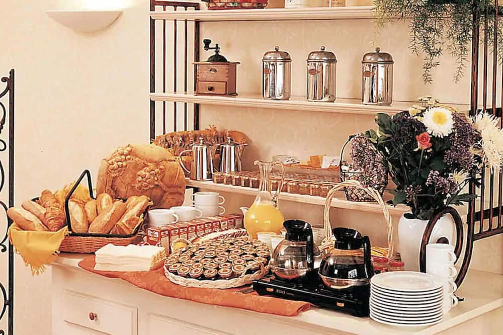 ホテル デランブル 写真