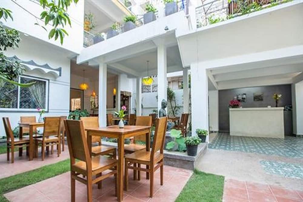 ジャスミン テラス ヴィラ ブティック ホテル 写真