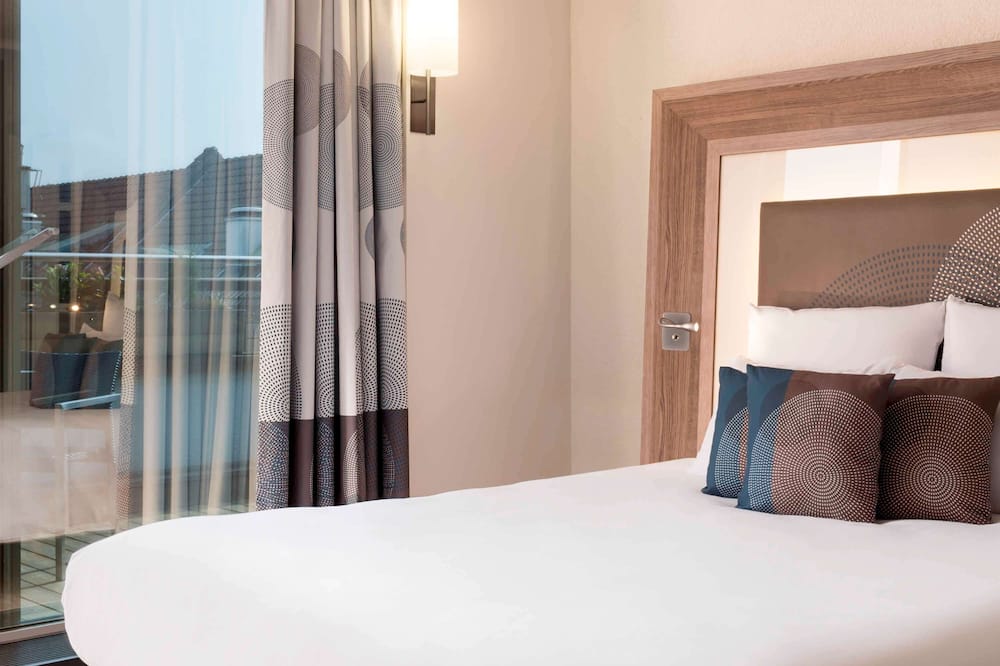 ノボテル ジュネーブ センター ホテル 写真