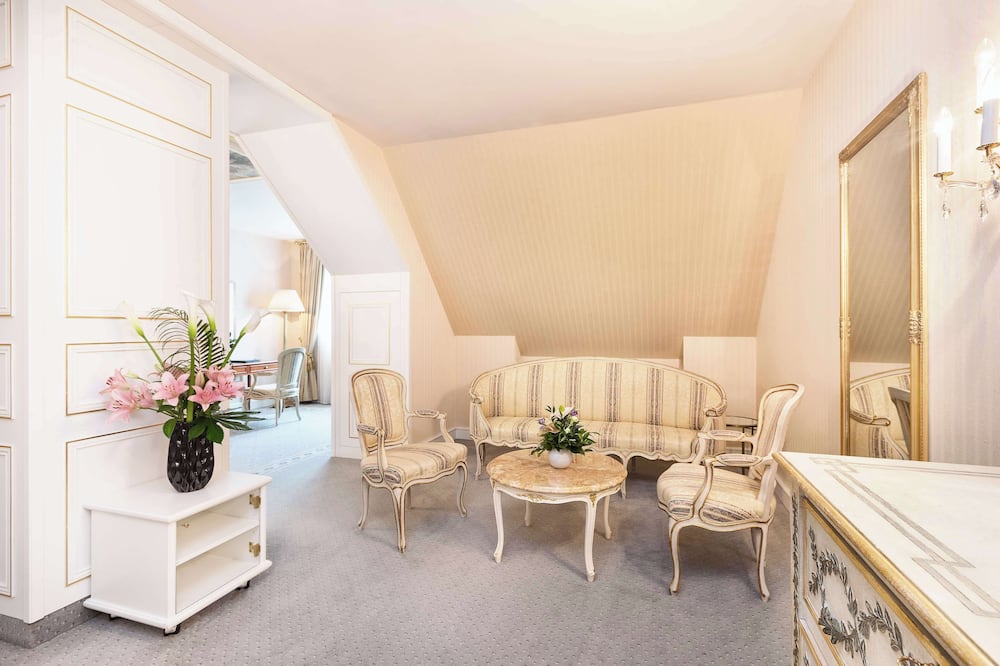 ベスト ウェスタン プレミア グランド ホテル ルシスシャー ホフ 写真