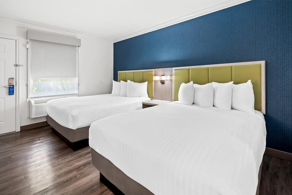 シュアステイ ホテル バイ ベストウェスタン サンタ モニカ 写真