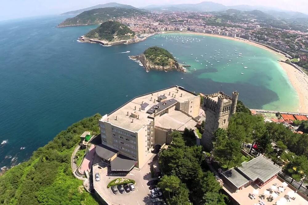 メルキュール サン セバスティアン モンテ イゲルド 写真