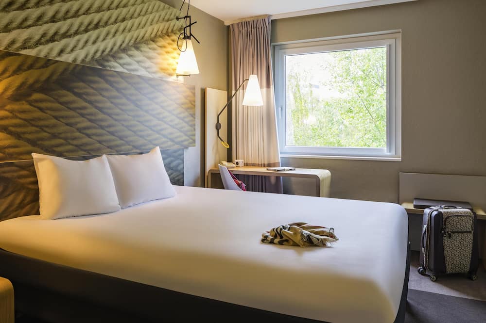 イビス チューリッヒ メッセ エアポート ホテル 写真