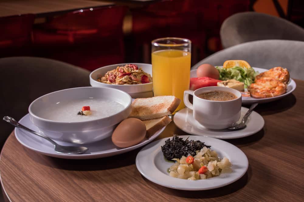 パーク アベニュー クレマンソー 写真