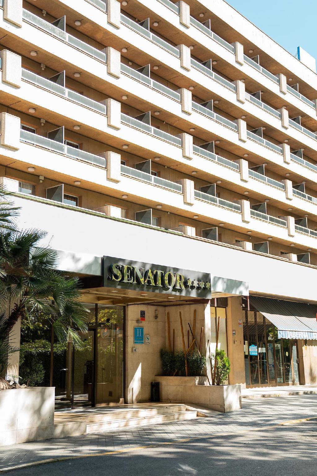 セナトール バラハス 写真