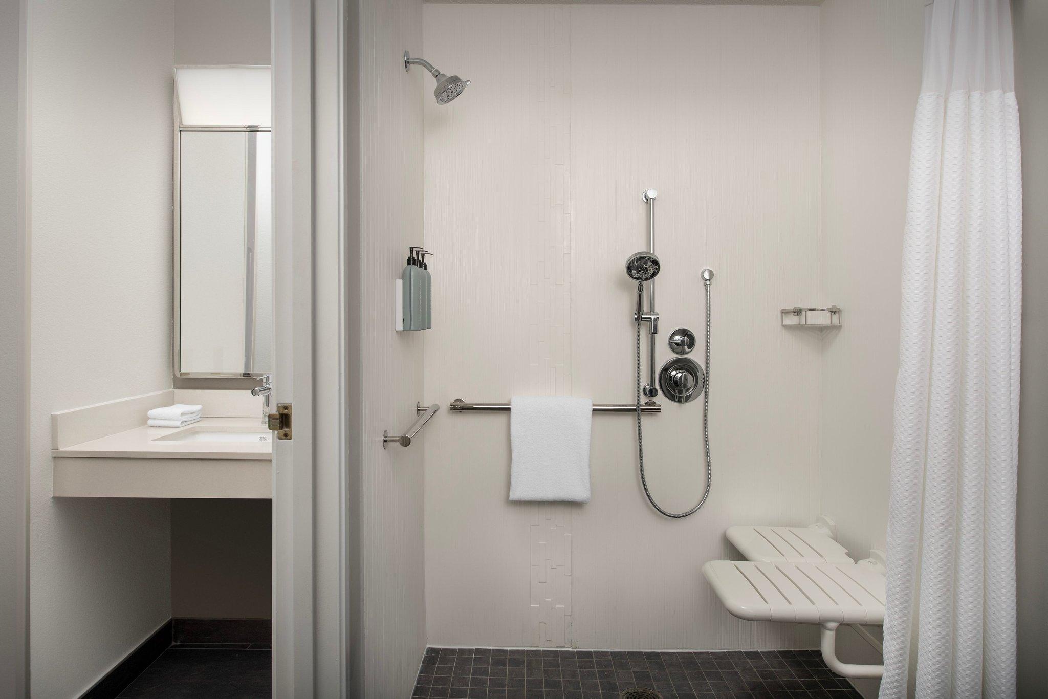 Courtyard by Marriott Dayton Beavercreek 写真