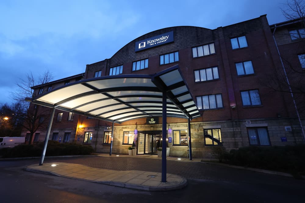 ノウズリー イン & ラウンジ 写真