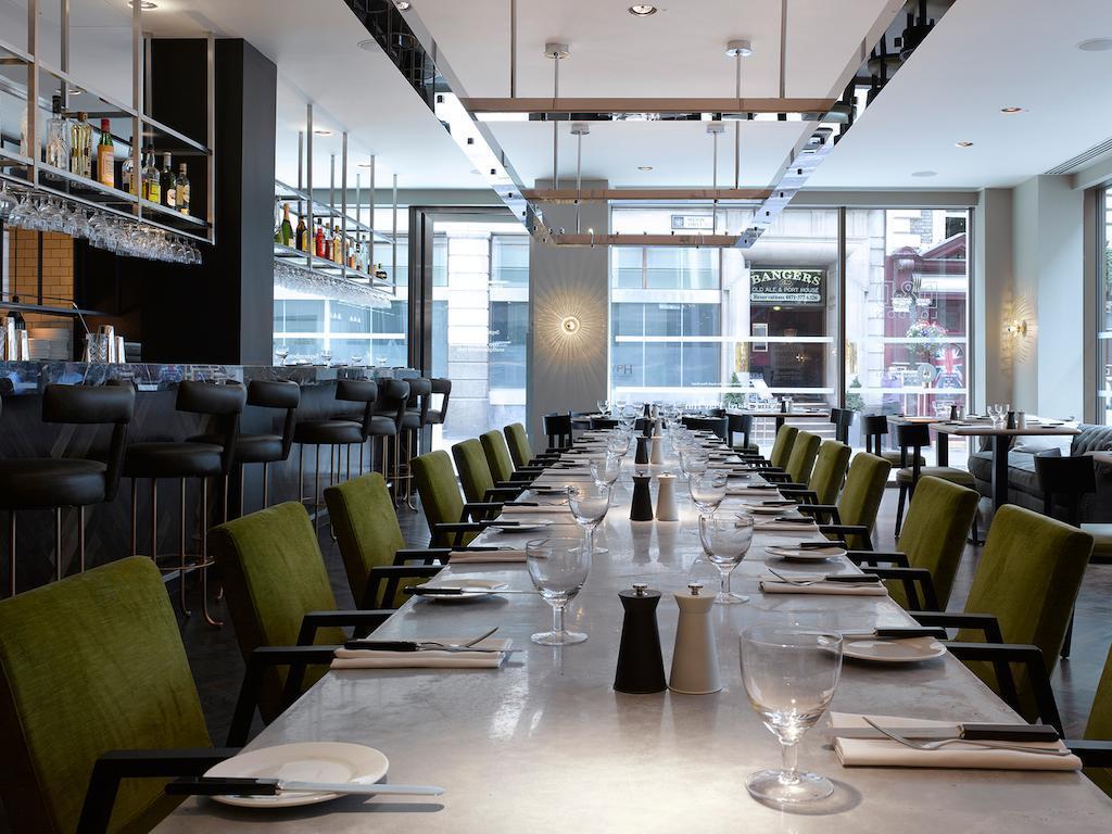 サウス プレイス ホテル 写真