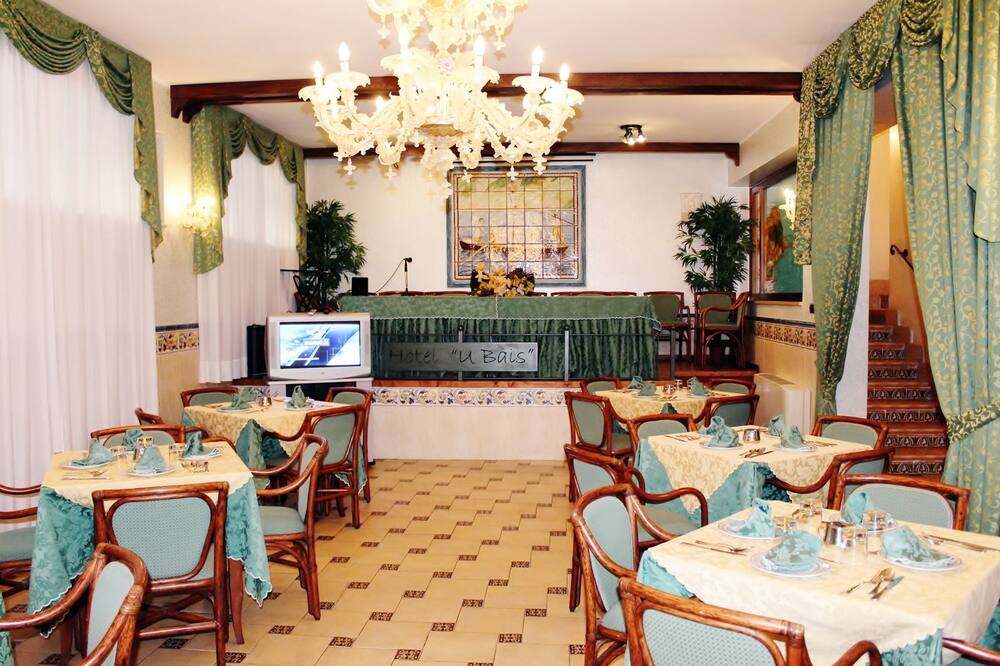 ホテル U バイス 写真