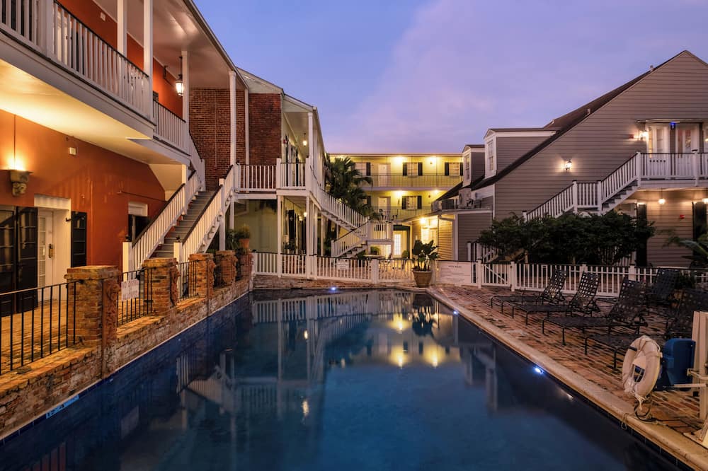 ニューオーリンズ コートヤード ホテル アンド スイーツ バイ ザ フレンチ クォーター 写真