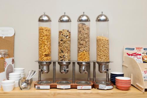 City Hotel & Suites 写真