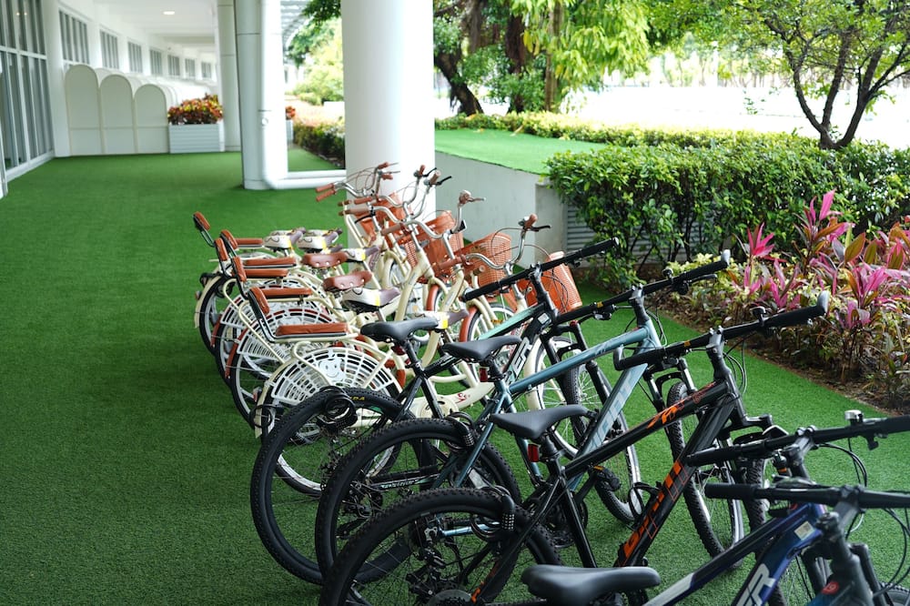 Yuehua Hotel Xiamen Seaside Hotel corridor leads to the stone exhibition hall 写真